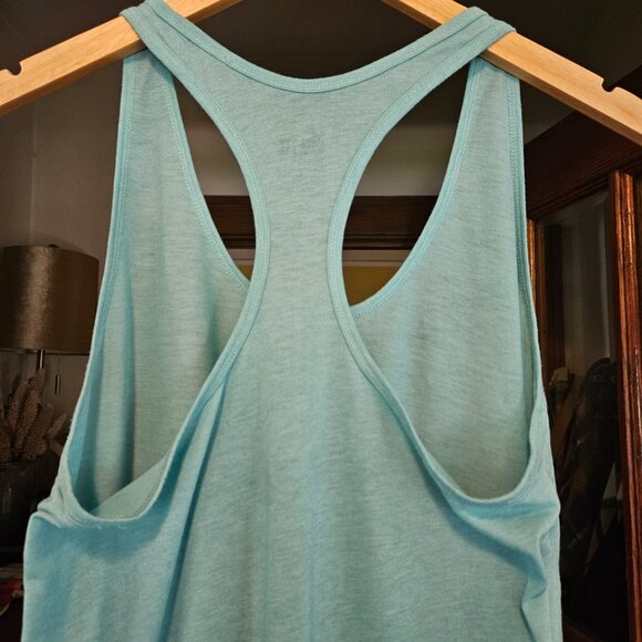 Nike Dri-Fit Women's Turquoise Tank Top - Size Medium - Picture 5 of 8